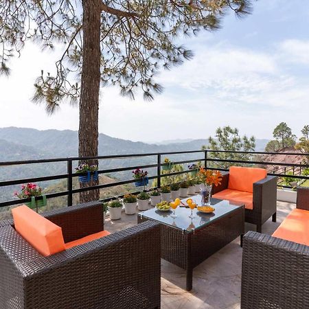 Villa Woodside Meadows By Veo - Part Of Stayvista Kasauli Exterior photo