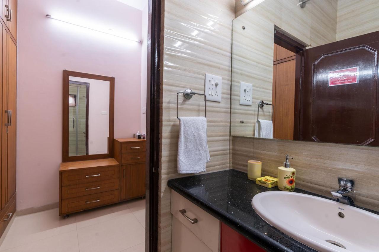 Villa Woodside Meadows By Veo - Part Of Stayvista Kasauli Exterior photo